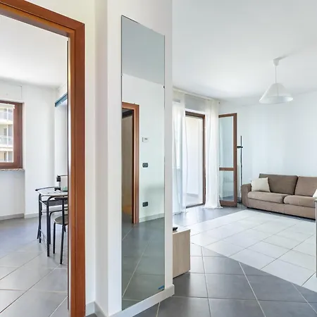 Ampio Porta Susa Appartement